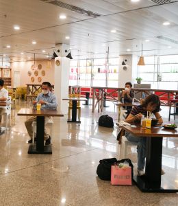 Giữ “khoảng cách an toàn” cho hành khách đến sân bay