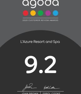 SASCO simultaneously received two awards from TripAdvisor and Agoda