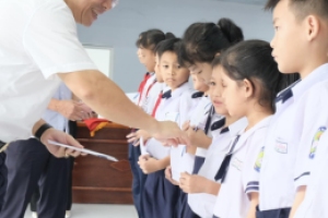 “ƯƠM NHỮNG MẦM XANH” ĐỒNG HÀNH CÙNG NĂM HỌC MỚI