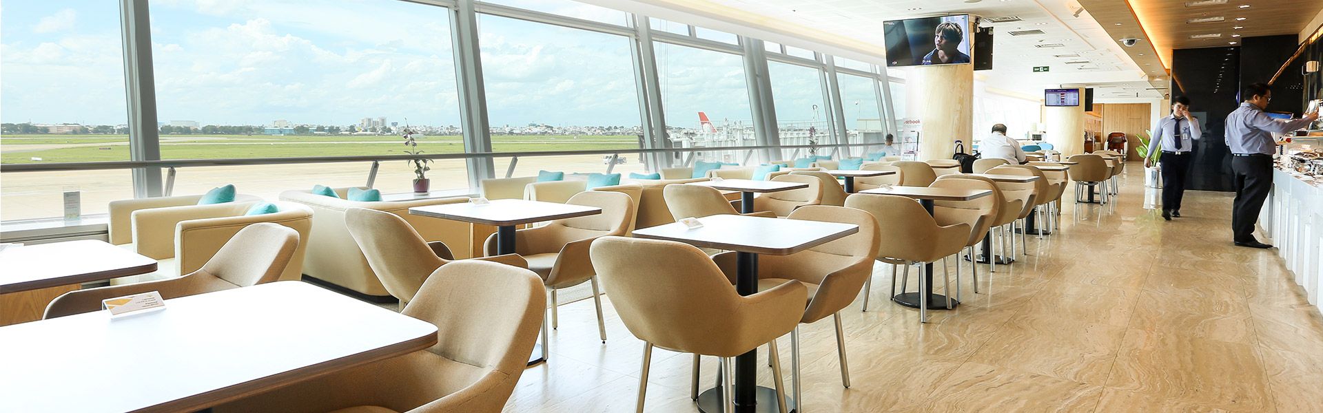 Service_Lounge_VIE